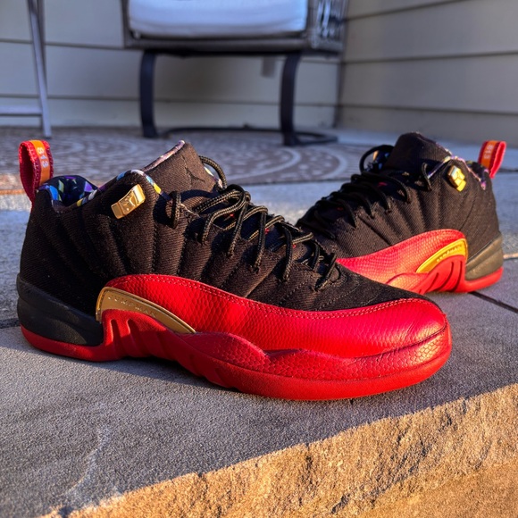 Jordan Retro 12 lows. 6.5Y boys gently used. Good condition. - Picture 2 of 6